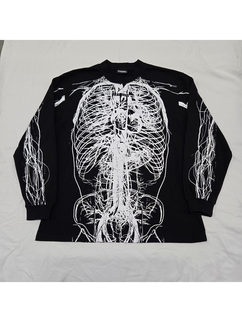 Sz LARGE Pleasures 'Nervous' Long Sleeve Shirt Skeleton Black/White Graphic EUC